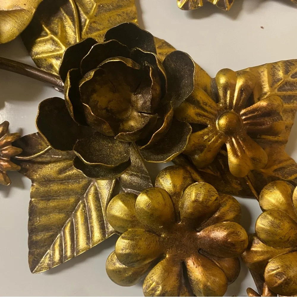 ED ON AIR BY ELLEN DEGENERES FLORAL METAL TABLETOP DECOR ( SET OF 2 ) - Picture 6 of 7